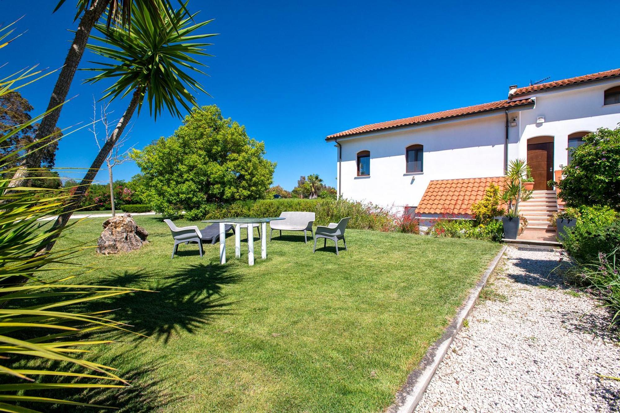 Sardinia Re - Villa Fioretta Flowers Apartments Ольмедо Екстер'єр фото