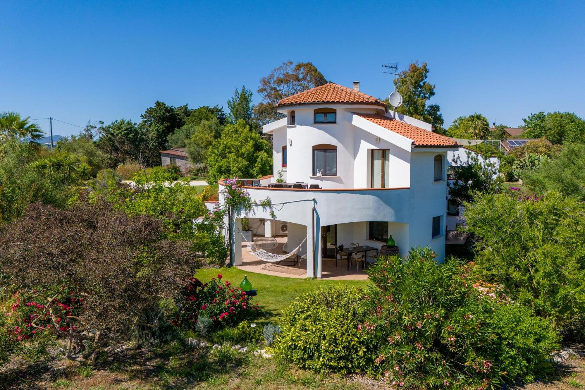 Sardinia Re - Villa Fioretta Flowers Apartments Ольмедо Екстер'єр фото